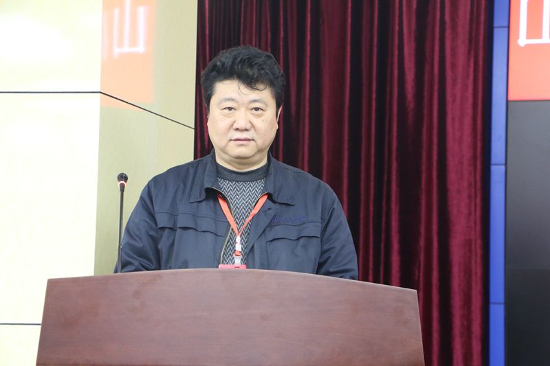 公司工会主席史林雄作《工会工作报告
